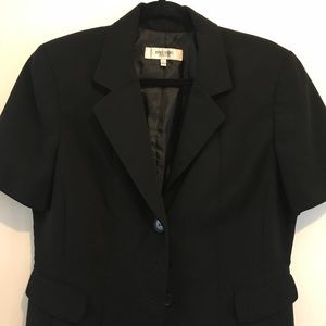 Short sleeve jacket top